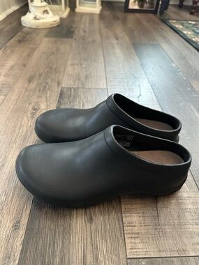 Bogs Flora Clog Waterproof Rain Garden Slip On Shoe Women's Size 7